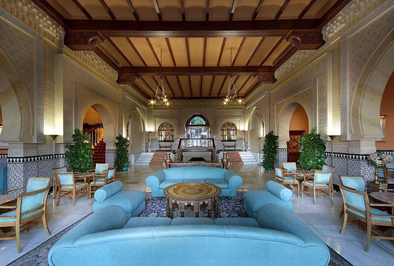 Hall Hotel Alhambra Palace