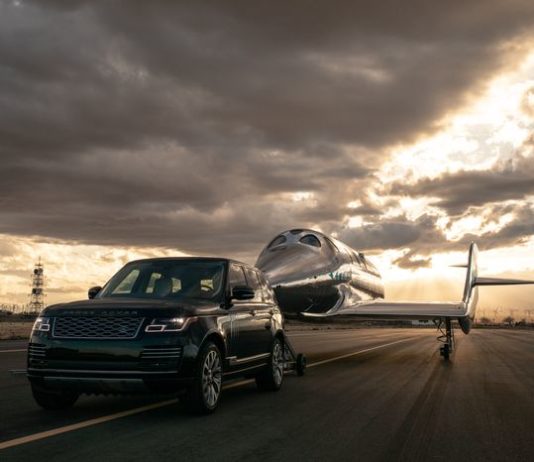 VSS Imagine Virgin Galactic & Range Rover Astronaut Edition