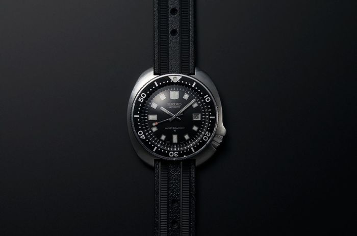 Seiko con la correa textil especialmente diseñada para el mar. Seiko con la correa textil especialmente diseñada para el mar.