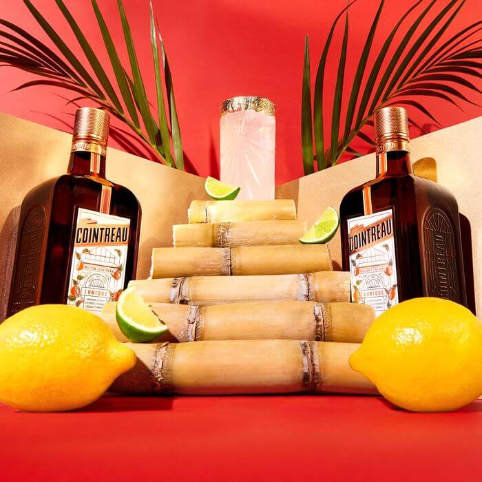Cointreau renueva el diseño de su icónica botella Cointreau caña de azucar