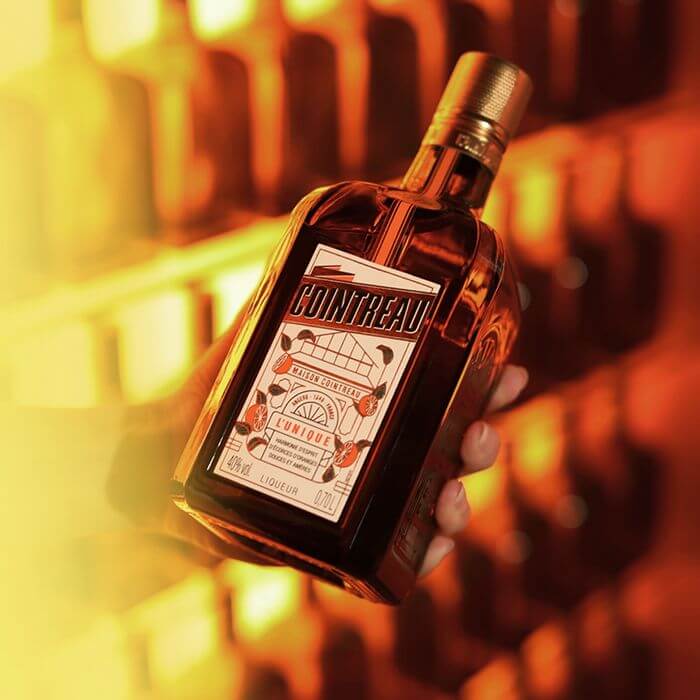Cointreau renueva el diseño de su icónica botella Cointreau botella